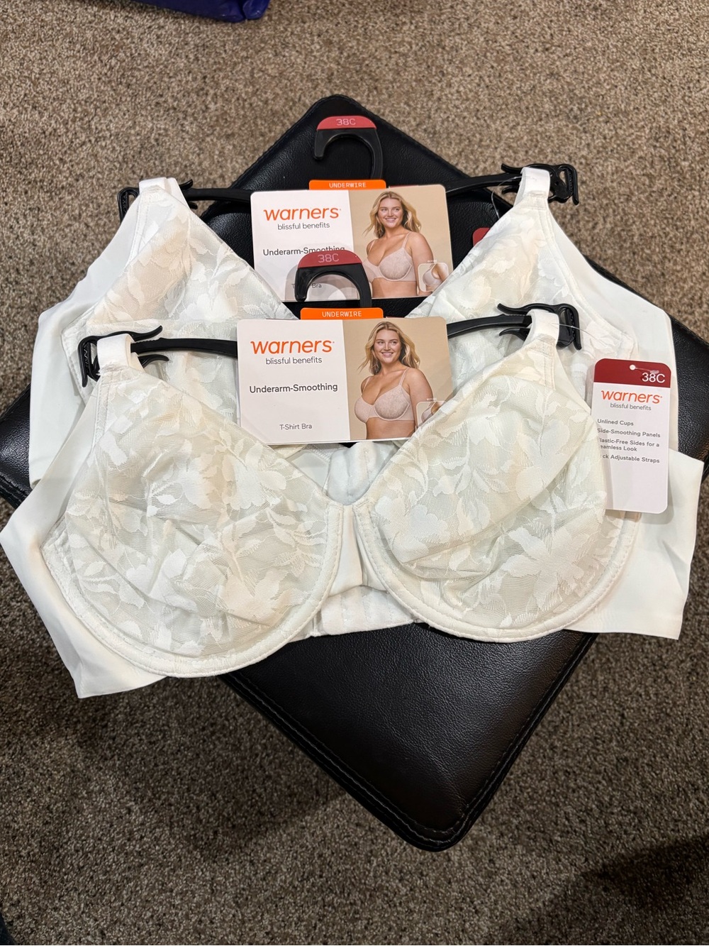 Warners white underwire unlined underarm-smoothing lace bras size 38C